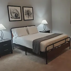 https://adventure-short-term-stays-southgate-ave.hotelsofphoenix.com