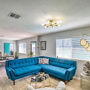 https://charming-phoenix-home-with-patio-about-3-mi-to-dtwn.hotelsofphoenix.com